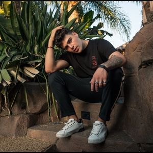 Meet your Posher, George